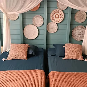 Tiki Paradise Fwi Sainte-Anne (Grande-Terre)